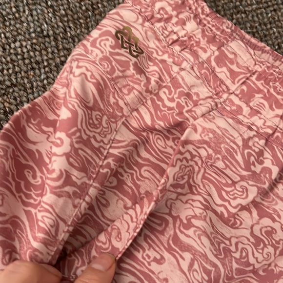 Sherpa Adventure Gear Sajilo Pull-On Short - Picture 10 of 12